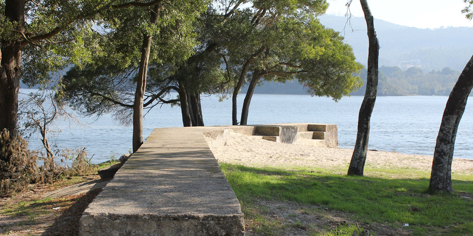 Eiras